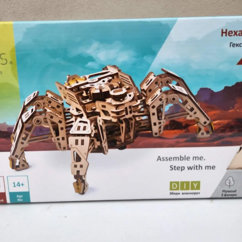 NEW Ugears Hexapod Wooden 3D Puzzle Walking Robot Model Kits Spider Gift Real wa